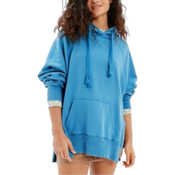 American Eagle Outfitters Tops - American Eagle AE Oversized Hangout Hoodie Size Medium